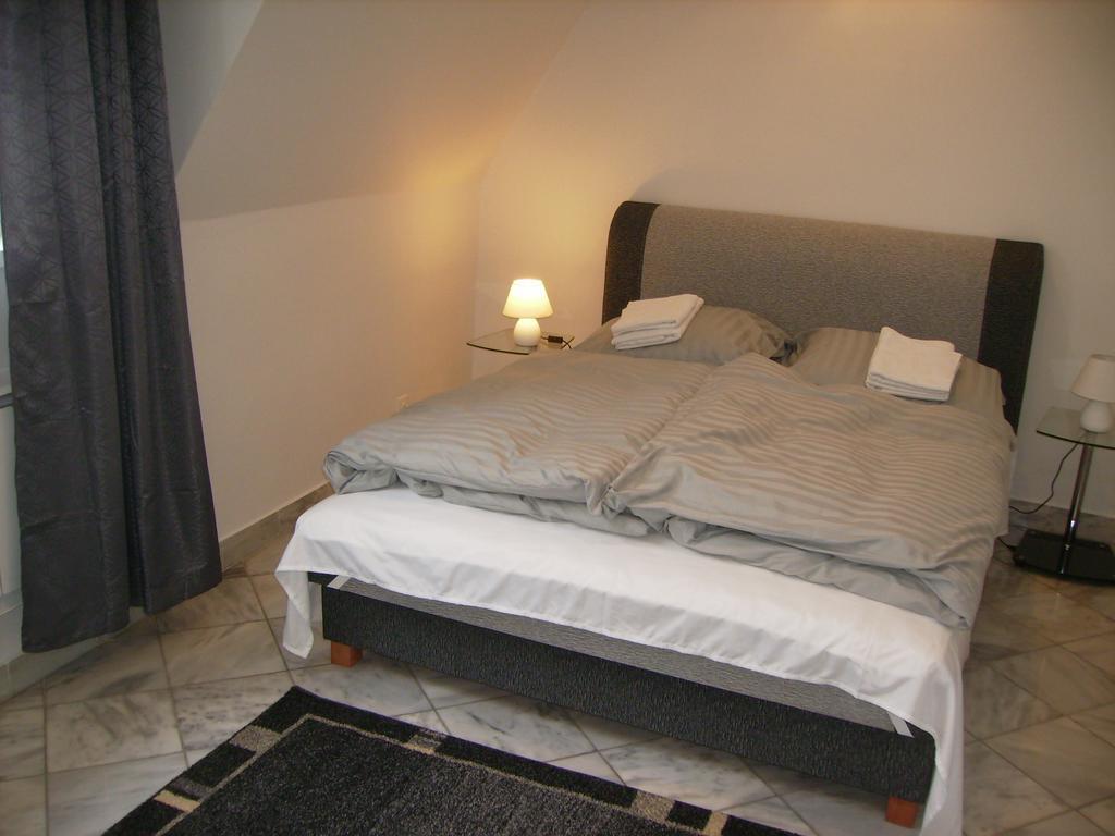 Ferienwohnung Fueredi Haz Apartman Ödenburg Exterior foto