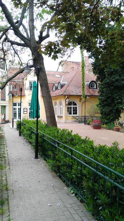 Ferienwohnung Fueredi Haz Apartman Ödenburg Exterior foto